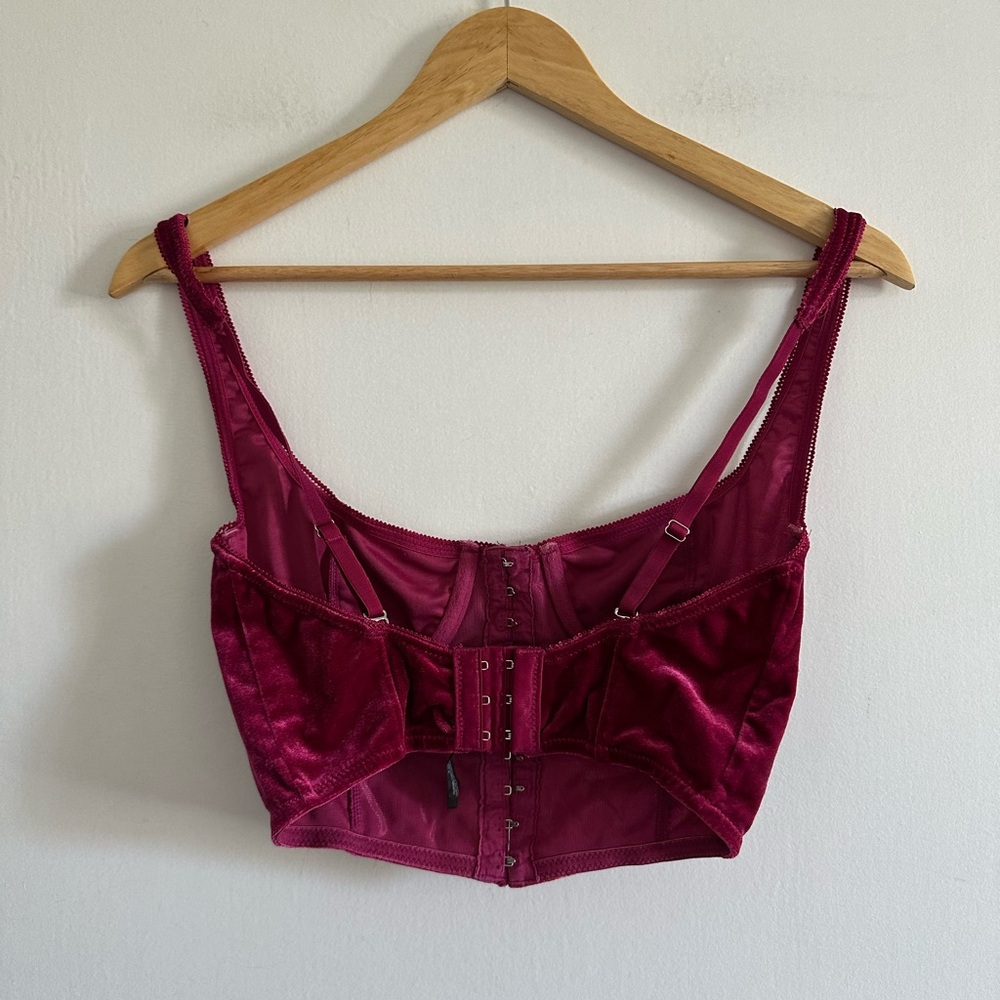Urban Outfitters Out From Under Maroon Velvet Cropped Corset Tank size Medium - Picture 5 of 7